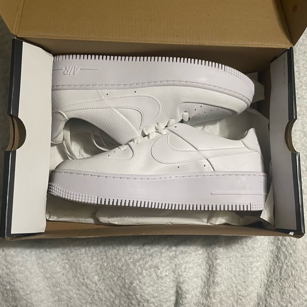 Women’s Platform Air Force 1’s